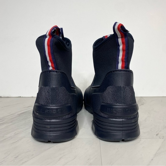 New! Tommy Hilfiger Candid Rain Boot 8 - Picture 3 of 11